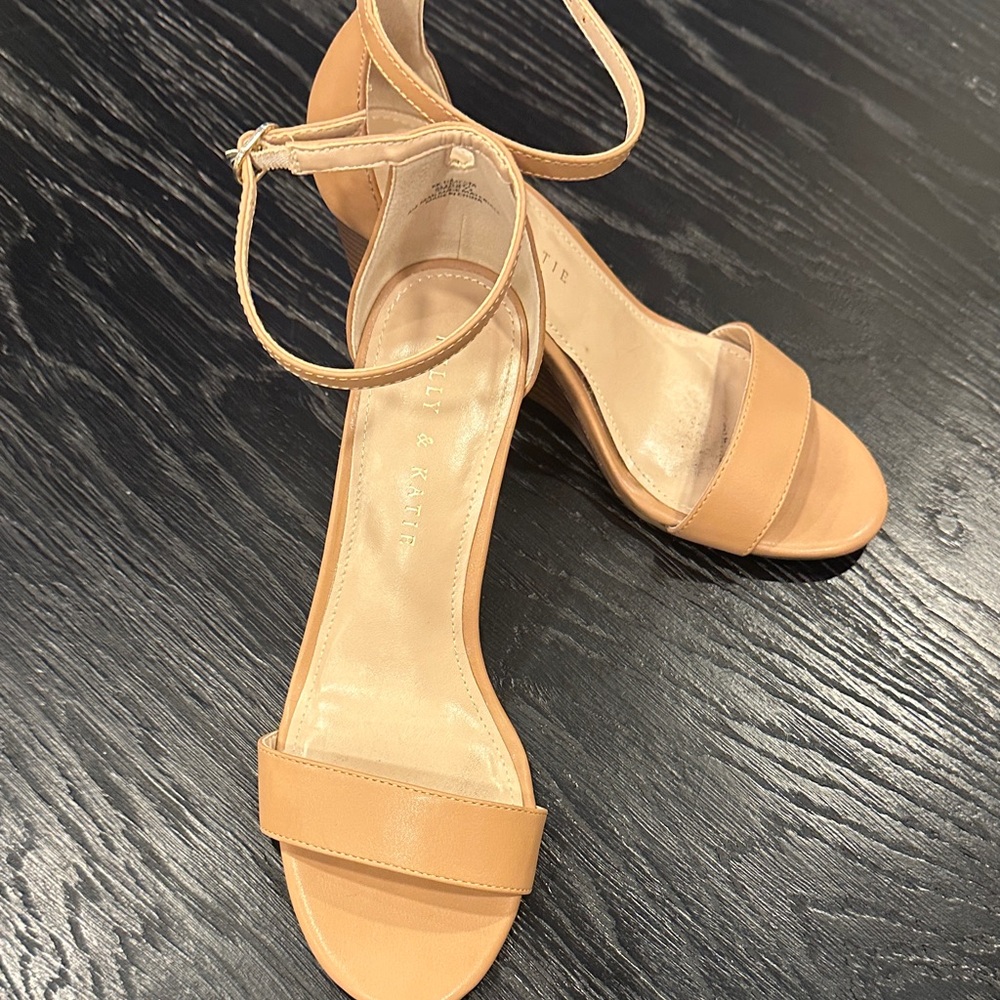 Kelly & Katie Elegant Tan Ankle Strap Sandals